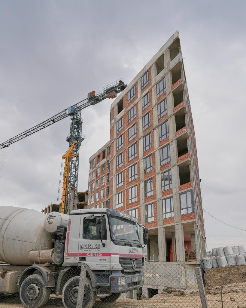 У секції 2 зведено 6 поверхів: хід будівництва 4